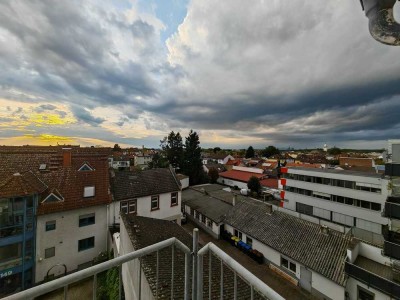 Große 2-ZKBB in zentraler Lage von Neu-Isenburg