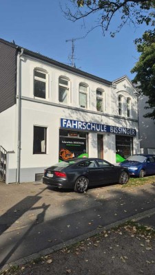 Helle 2 Zimmer Wohnung in ruhiger Lage OB-Landwehr 74 m²