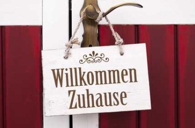 * RESERVIERT * Charmante DACHgeschoss-Wohnung mit großer LOGGIA
