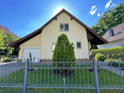 Stilvolle Wohnidylle – ruhige Lage, beste Anbindung, gemütlicher Wintergarten
