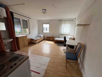 Vielseitiges Wohnhaus mit 300 m² – Ideal für Familien, Investoren und Zimmervermietung
