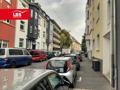 ANSCHAUEN SA. 12 UHR: NÄHE NORDBAHNTRASSE
