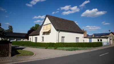 Mehrfamilienhaus mit Garten & viel Raum für Handwerk & Hobby