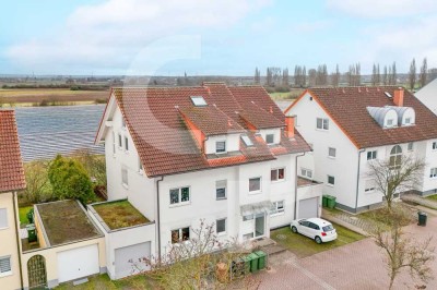 FELDBLICK + TERRASSE + DUPLEX: RUHIGES WOHNEN IN FELDRANDLAGE