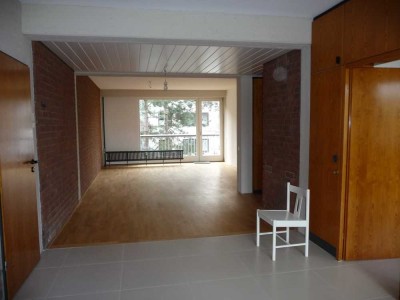 Schöne, geräumige 4- Zimmer Wohnung in Düsseldorf, Urdenbach