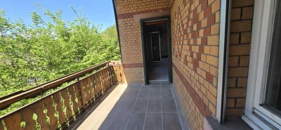 Freundliche 4-Zimmer-Wohnung mit Balkon in Schramberg 1.OG
