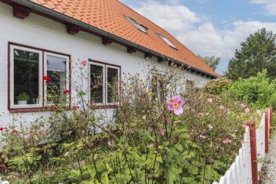 DHH mit Schleiblick und Option auf eine zweite Wohneinheit