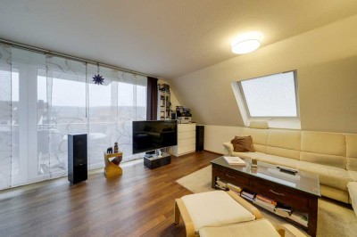 Attraktive, top gepflegte, moderne 4-Zimmer-Maisonette Wohnung in begehrter Lage mit Ausblick