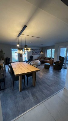 Elegante 4-Zimmer Wohnung mit Garage in Kriftel