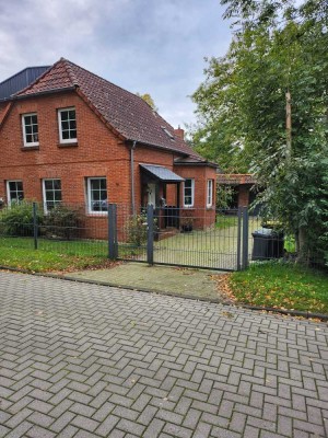 Idyllisches Zwei-Generationenhaus oder Ferienhaus