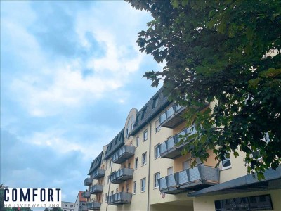 3-Raum-Wohnung mit Einbauküche und Balkon