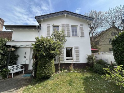 Kurzzeit Miete/Short Term Rental  3-12 Monate: 2,5 Zi. Haus in Bad Soden i.T.