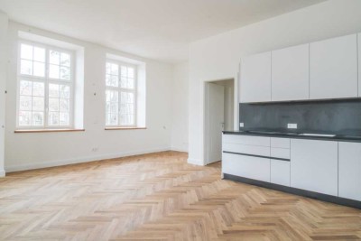 2-Zimmer-Wohnung mit Altbaucharakter