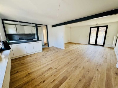 Sanierte 5-Zimmer-Maisonette-Wohnung mit Balkon und Einbauküche in Eberstadt