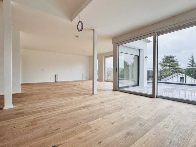 Faszinierende Maisonette mit geräumiger Loggia! Aufzug direkt bis in die Wohnung!