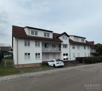 *** 2 Zimmer-Wohnung mit Balkon und TG-Stellplatz ***
