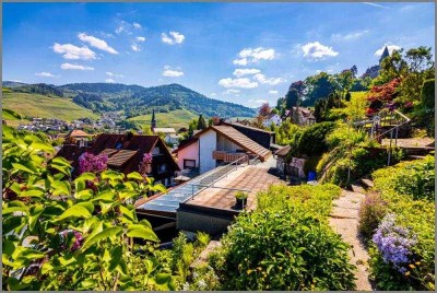 Wohnhaus & Airbnb! 6 Appartements, Terrassen, Lagerräume, Stellplätze!