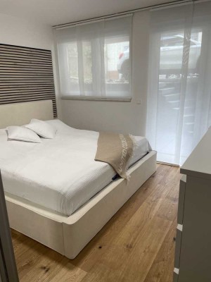 Modernisierte 3-Zimmer-Wohnung mit Balkon und EBK in Ditzingen