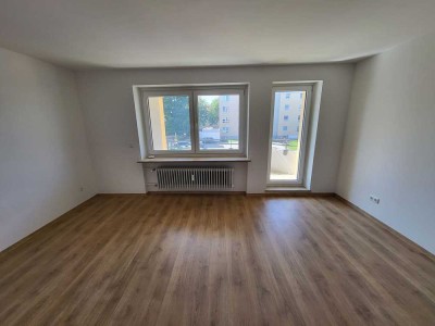 Schöne 3-Zimmer-Wohnung mit Loggia im Stadtteil Oberhausen zu vermieten