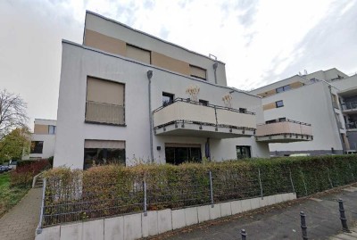 Lichtdurchflutete Erdgeschosswohnung mit moderner Ausstattung und zwei Bädern