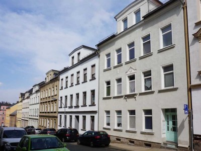 Lichtdurchflutetes Dachgeschoss: 4-Raum-Wohnung im Herzen von Werdau !