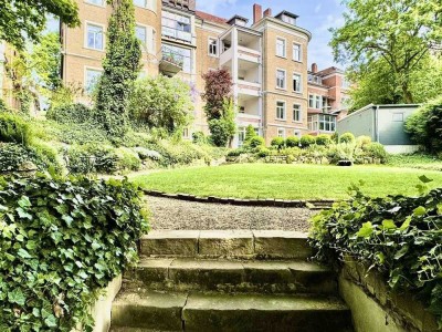 Sanierte Dachgeschosswohnung in Top-Lage - mit Garten und Zugang zur Oker