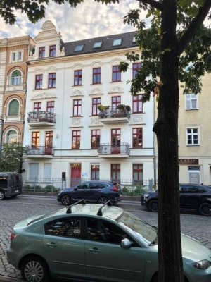3-Zimmer-Dachgeschosswohnung am Schillerplatz