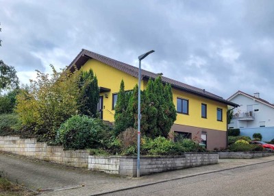 Einfamilienhaus mit Einliegerwohnung!