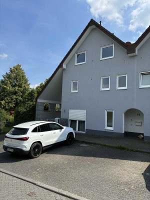 Doppelhaushälfte mit Einliegerwohnung in Much