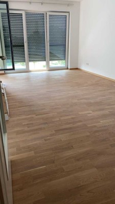 Neuwertige 2-Zimmer-Wohnung mit Balkon in Augsburg