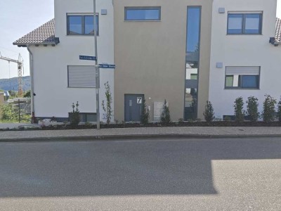 Moderne 3-Zimmer-Hochparterre-Wohnung mit gehobener Innenausstattung mit EBK in Koblenz