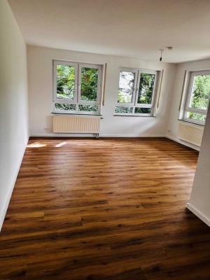 3-Zimmer-Erdgeschosswohnung mit Terrasse in Weissach- Flacht