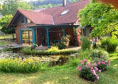 Einfamilienhaus mit großem Grundstück in Ortsrandlage von Schweigern