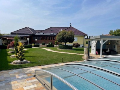 erstklassiger Bungalow in Adlwang: 5 Zimmer, Wintergarten, Pool – Ihr neues Zuhause!