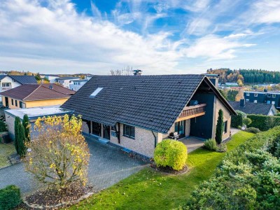 Modernisiertes Ein-/Zweifamilienhaus in ruhiger Lage von Wiehl-Oberbantenberg
