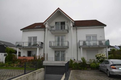 Limburg-Offheim,  frisch renovierte 2 Zimmer mit Balkon - direkt vom Eigentümer zu vermieten