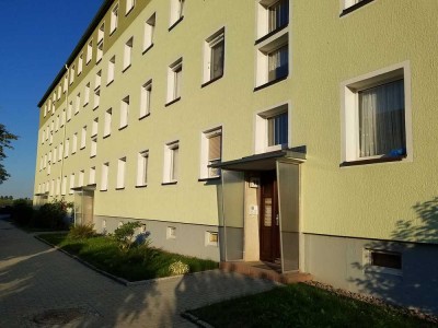 Komplett modernisierte 2-Raum-WE Neumark