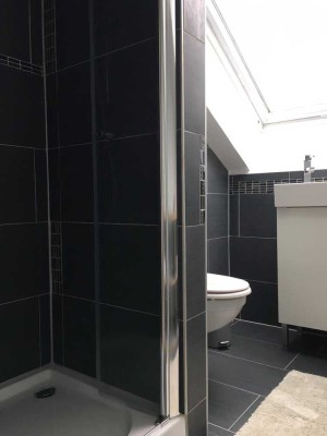 Helle vollmöbelierte 2-Zimmer Dachgeschosswohnung in Markdorf