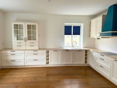 Kernsaniert 2018 - vermietete 4-Zimmer-Wohnung unter Denkmalschutz im Süden Leipzigs