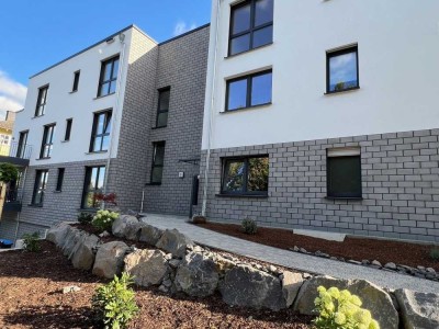 Erstbezug, schicker Neubau! Großzügige, superschöne 2 Zimmer-Wohnung mit Balkon in ruhiger Lage, ...