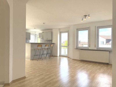 Ansprechende und gepflegte 3,5-Zimmer-Maisonette-Wohnung mit EBK in Grafenau
