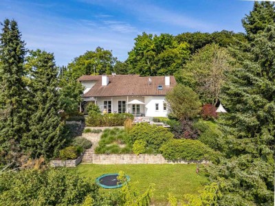 Raum, Stil & Natur – Großzügiges Familiendomizil mit Blick, Garten und architektonischer Raffinesse