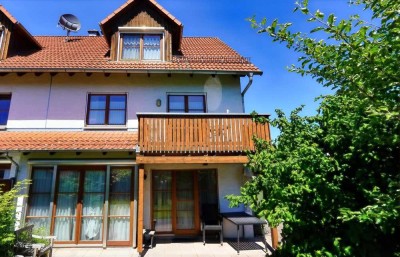 DOPPELHAUSHÄLFTE MIT VIEL PLATZ