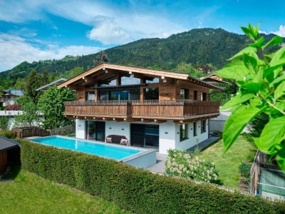 Chalet mit Pool in Premiumlage am Kitzbühler Sonnberg