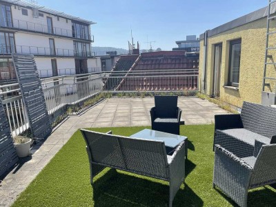 Zentrale 2-Zimmer DG Wohnung in S-Mitte mit Dachterrasse