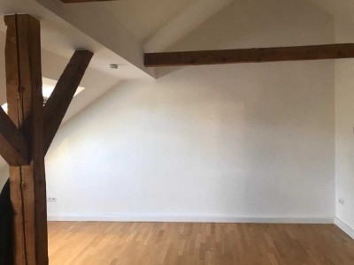 Charmante 2-Zimmer-Dachgeschosswohnung in Dortmund