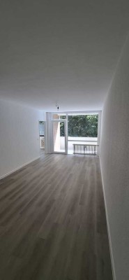 Sonnige 1-Zimmer-Wohnung für SINGLE ODER PÄRCHEN!! ENGLISH scroll down!