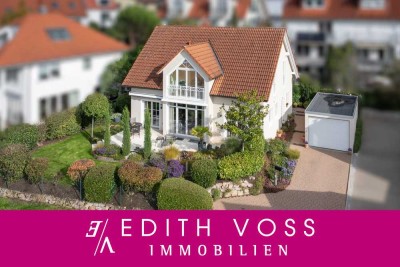 Elegantes Einfamilienhaus mit großzügigem Garten in begehrter Lage von Weinheim