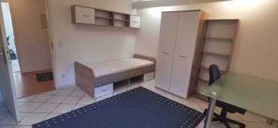 Möbliertes WG-Zimmer nähe Ostfalia in 3er WG