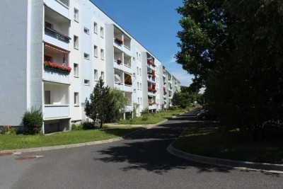 Schicke 3-Zimmer-Wohnung mit Balkon - in ruhigem Wohnumfeld.